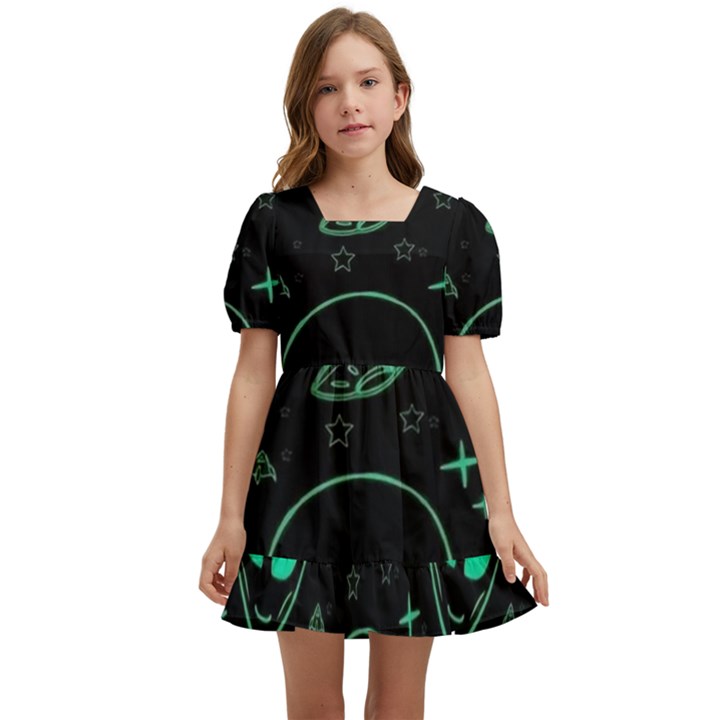 Alien Green Black Pattern Kids  Short Sleeve Dolly Dress