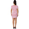 Pink Texture With White Flowers, Pink Floral Background Fitted Knot Split End Bodycon Dress View4