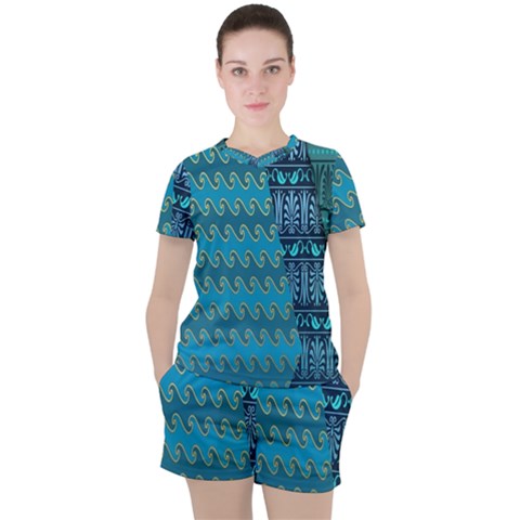 Aztec, Batik Women s T-shirt And Shorts Set by nateshop