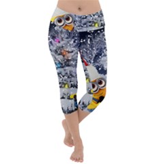 Minions Christmas, Merry Christmas, Minion Christmas Lightweight Velour Capri Yoga Leggings