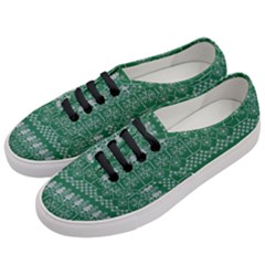 Christmas Knit Digital Women s Classic Low Top Sneakers