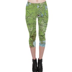 Map Earth World Russia Europe Capri Leggings  by Bangk1t