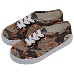 Fox Pattern Kids  Classic Low Top Sneakers by Pakjumat