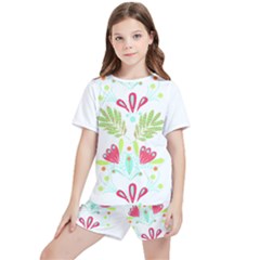 Batik T- Shirt Batik Flowers Pattern T- Shirt Kids  T-Shirt And Sports Shorts Set