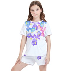 Daisies In Bloom T- Shirt Daisy Iris Heart Flower Floral Pattern Daisies T- Shirt Kids  T-shirt And Sports Shorts Set by EnriqueJohnson