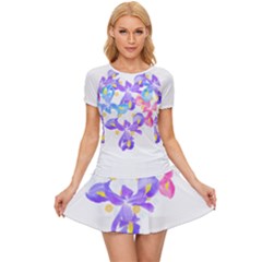 Daisies In Bloom T- Shirt Daisy Iris Heart Flower Floral Pattern Daisies T- Shirt Women s Sports Wear Set by EnriqueJohnson