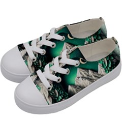 Christmas Wreath Winter Mountains Snow Stars Moon Kids  Low Top Canvas Sneakers