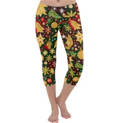 Christmas Pattern Capri Yoga Leggings