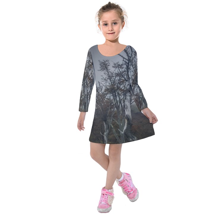 Nature s Resilience: Tierra del Fuego Forest, Argentina Kids  Long Sleeve Velvet Dress