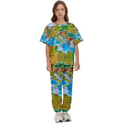 World Map Kids  T-shirt And Pants Sports Set by Ket1n9