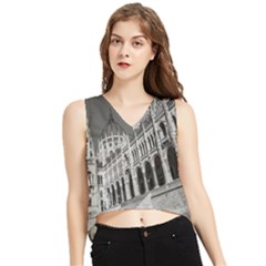 Architecture-parliament-landmark V-neck Cropped Tank Top by Ket1n9