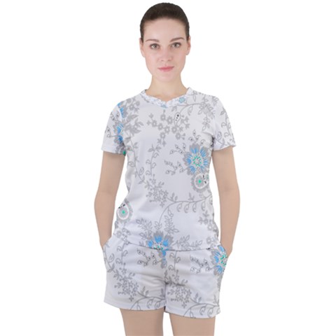 Traditional Art Batik Flower Pattern Women s T-shirt And Shorts Set by Ket1n9