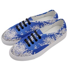 Crown-aesthetic-branches-hoarfrost- Women s Classic Low Top Sneakers by Ket1n9