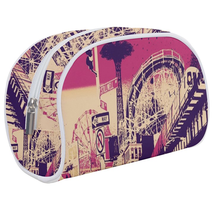 Pink City Retro Vintage Futurism Art Make Up Case (Medium)