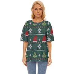 Beautiful-knitted-christmas-pattern -- Oversized Basic T-shirt by Grandong