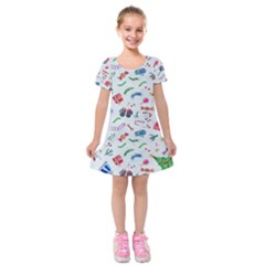 Illustration Christmas Pattern Kids  Short Sleeve Velvet Dress by Pakjumat