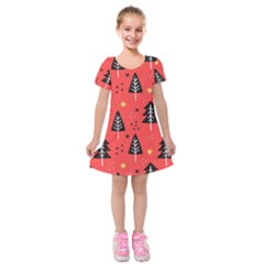 Christmas Christmas Tree Pattern Kids  Short Sleeve Velvet Dress by Amaryn4rt