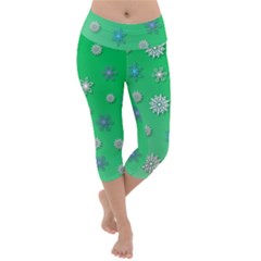 Snowflakes-winter-christmas-overlay Lightweight Velour Capri Yoga Leggings by Amaryn4rt