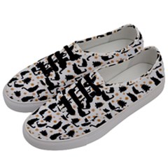 Black-cat-star-christmas-tree Men s Classic Low Top Sneakers by Amaryn4rt