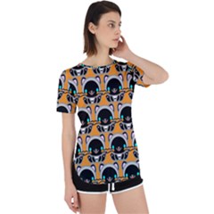 Cute Panda Perpetual Short Sleeve T-shirt