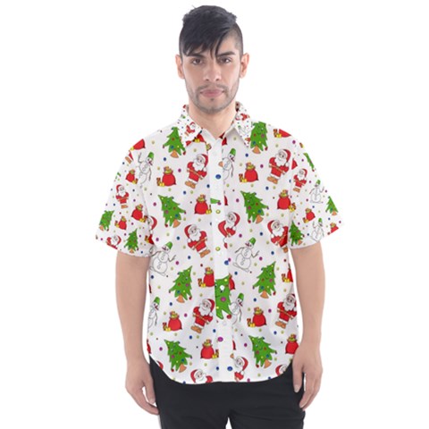 Christmas Santa Pattern Tree Men s Short Sleeve Shirt by Sarkoni