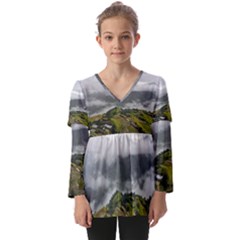 Residential Paddy Field Step Cloud Kids  V Neck Casual Top by Sarkoni