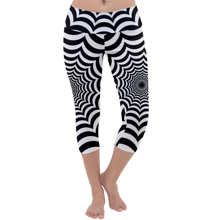 Spider Web Hypnotic Capri Yoga Leggings