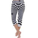 Spider Web Hypnotic Capri Yoga Leggings View4