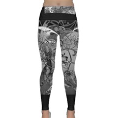 Kringel Circle Flowers Butterfly Classic Yoga Leggings by Amaryn4rt