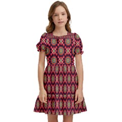 Kaleidoscope Seamless Pattern Kids  Puff Sleeved Dress by Ravend