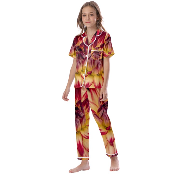 Bloom Blossom Close Up Flora Kids  Satin Short Sleeve Pajamas Set