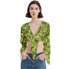 Flower Design Paradigm Start Trumpet Sleeve Cropped Top