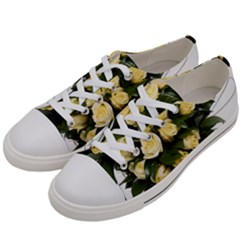 Bouquet Flowers Roses Decoration Men s Low Top Canvas Sneakers