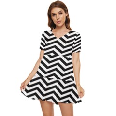 Zigzag Chevron Pattern Tiered Short Sleeve Babydoll Dress by Dutashop