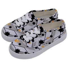 Flower Shape Abstract Pattern Kids  Classic Low Top Sneakers by Modalart