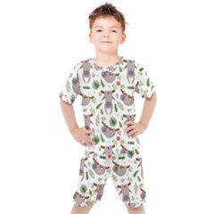 Seamless Pattern With Cute Sloths Kids  T-shirt And Shorts Set by Ndabl3x