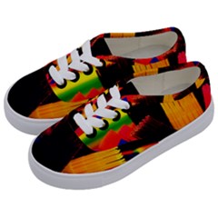 Plastic Brush Color Yellow Red Kids  Classic Low Top Sneakers