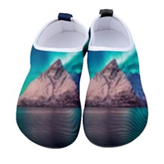 Amazing Aurora Borealis Colors Men s Sock-style Water Shoes