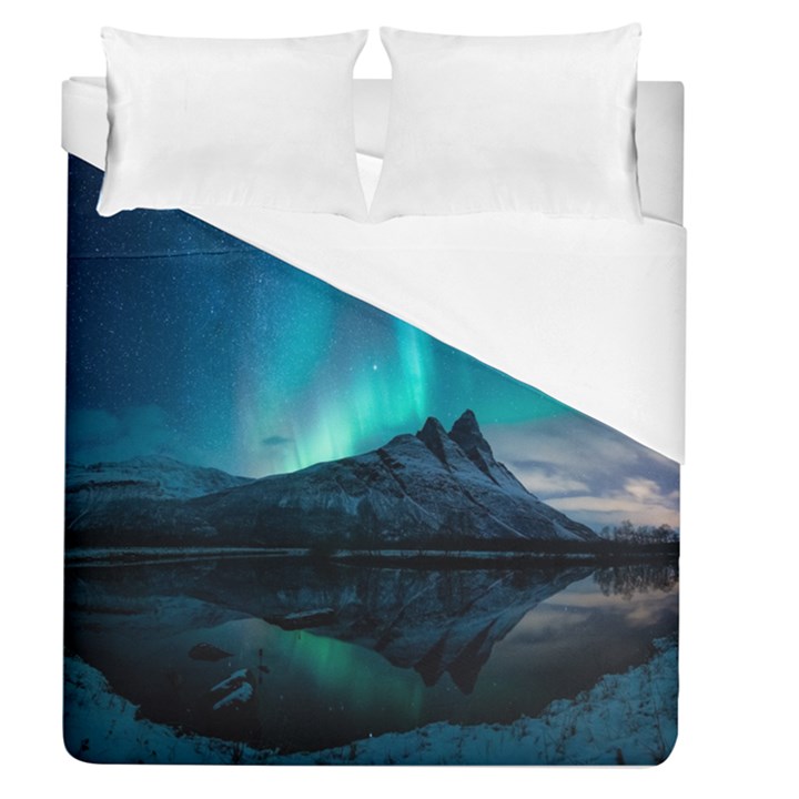 Aurora Borealis Mountain Reflection Duvet Cover (Queen Size)