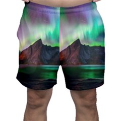 Aurora Borealis Nature Sky Light Men s Shorts by Pakjumat