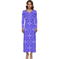 Decor Pattern Blue Curved Line Long Sleeve Longline Maxi Dress by Hannah976