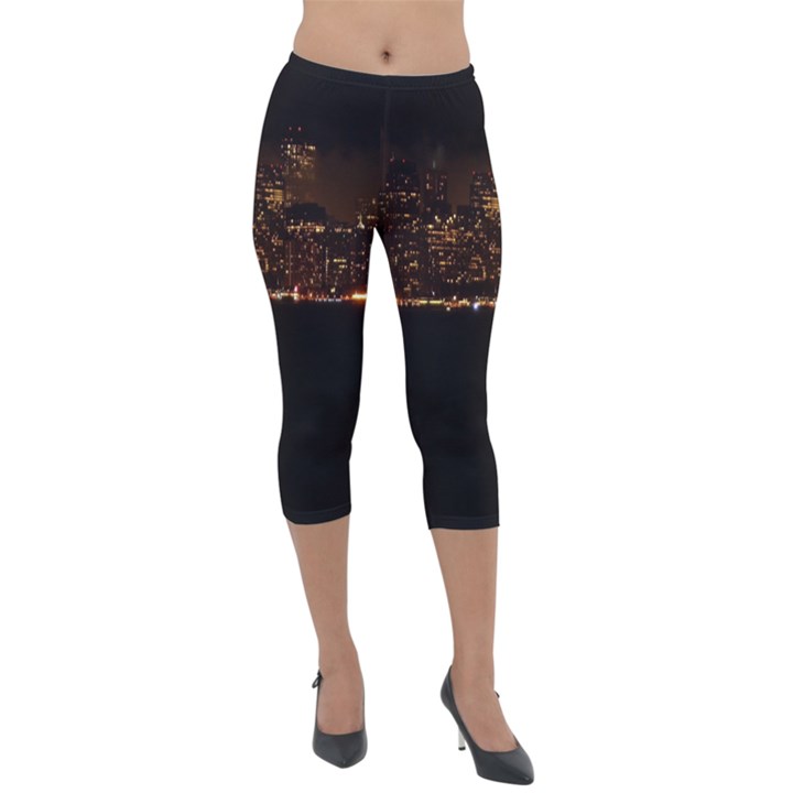 San Fransisco Usa California Water Lightweight Velour Capri Leggings 