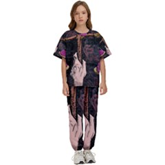 Jujutsu Kaisen Heart Design Heart Psychedelic Anime Hands Kids  T-Shirt and Pants Sports Set