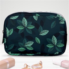 Foliage Make Up Pouch (small)