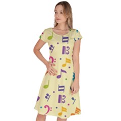 Seamless Pattern Musical Note Doodle Symbol Classic Short Sleeve Dress by Hannah976