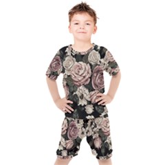 Elegant Seamless Pattern Blush Toned Rustic Flowers Kids  T-shirt And Shorts Set by Hannah976