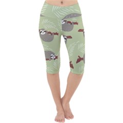 Sloths Pattern Design Lightweight Velour Cropped Yoga Leggings by Hannah976