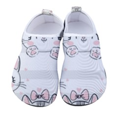 Cat With Bow Pattern Kids  Sock-style Water Shoes by Hannah976