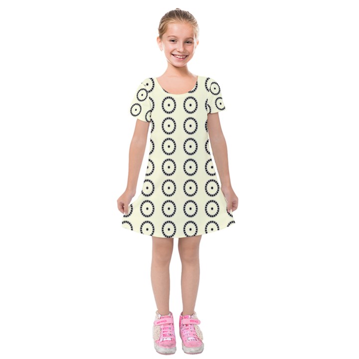 Sharp Circles Kids  Short Sleeve Velvet Dress