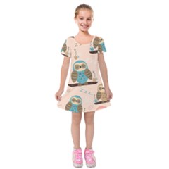 Seamless Pattern Owls Dream Cute Style Pajama Fabric Kids  Short Sleeve Velvet Dress by Apen